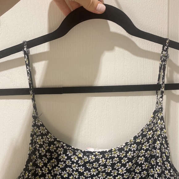 DAISY PRINT Ruffle Hem Summer Dress - Picture 4 of 4